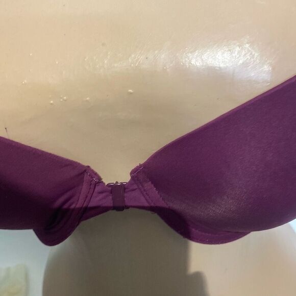 Victoria's Secret Women's Burgundy Logo Lightly Lined Demi T-Shirt Bra Size 36B - Picture 5 of 7